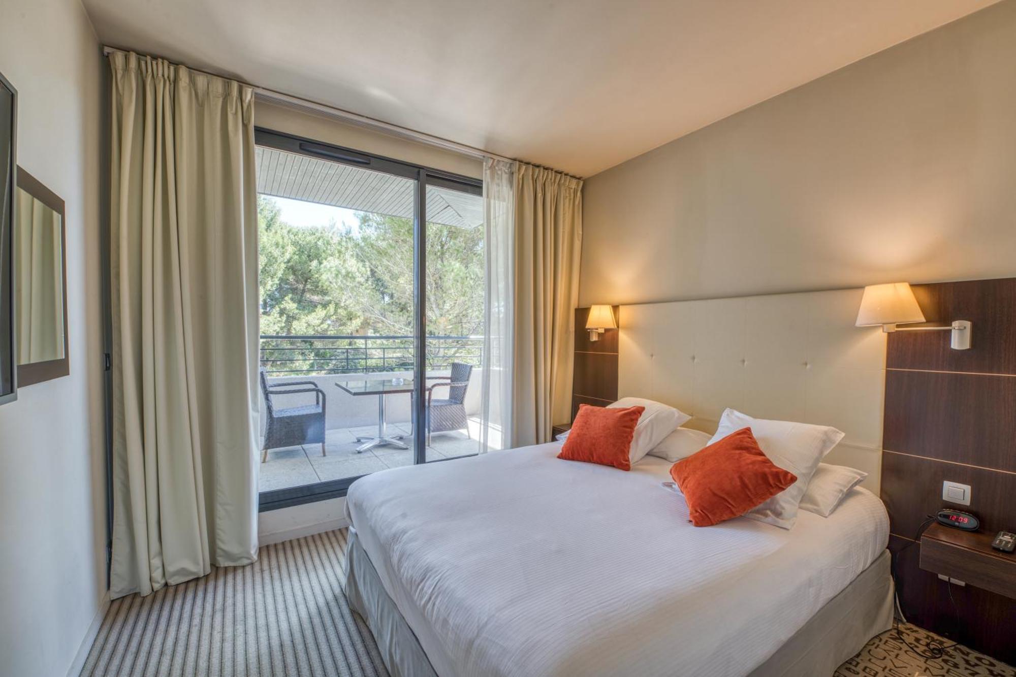 Mercure Aix-En-Provence La Duranne Gare Tgv Luaran gambar