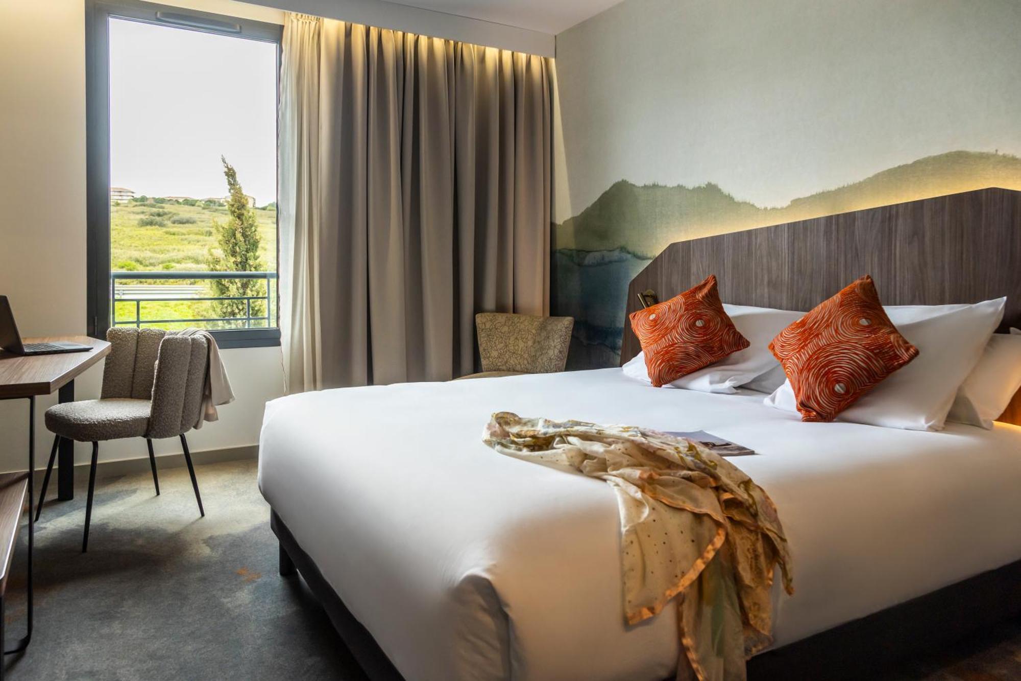 Mercure Aix-En-Provence La Duranne Gare Tgv Luaran gambar